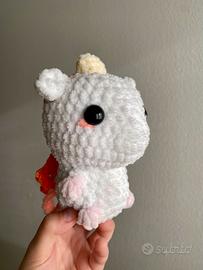 Pupazzo unicorno realizzato a mano