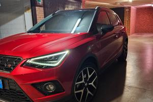 Seat Arona 2020 TGI