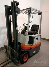 Carrello elevatore elettrico portata 15 q.li marca
