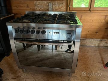 Cucina a gas Lofra modello Curva