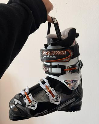 Scarpone nuovo mai usato 275