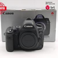 Canon EOS 5D Mark IV