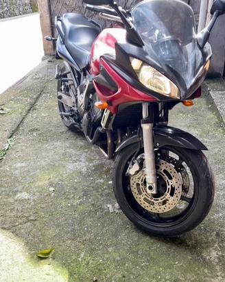 Yamaha Fazer 600