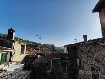 Casa indipendente di 115 m² con più di 5 locali a 