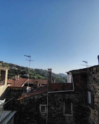 Casa indipendente di 115 m² con più di 5 locali a 