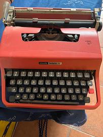 MACCHINA DA SCRIVERE OLIVETTI LETTERA 32