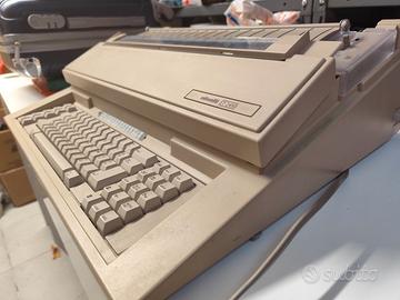 Macchina da scrivere OLIVETTI ET 2450