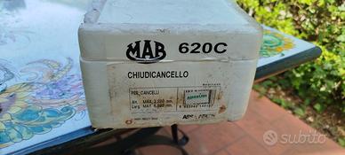 MAB CHIUDI CANCELLO