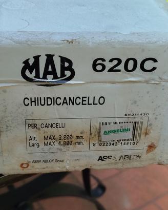 MAB CHIUDI CANCELLO