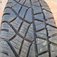 gomme 215/60 R17