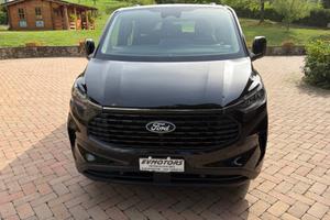 Ford Tourneo Custom Transit doppia cabina titanum 