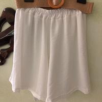 Pantaloncini estivi bianchi