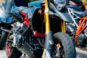 Aprilia dorsoduro 900- A2