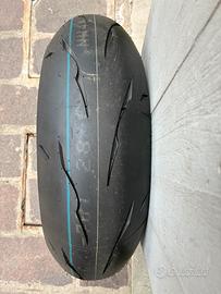 Coppia pneumatici Bridgestone R11