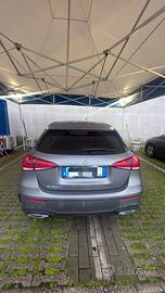 Mercedes classe a18d grigio opaco Magno designo
