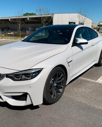 BMW M4 3.0 dkg Head-Up + Harman-Kardon OK PERMUTE