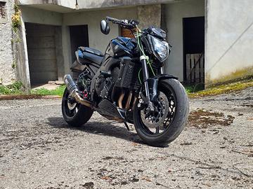 YAMAHA FZ1-N / Pronta all'uso