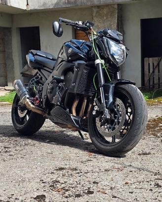 YAMAHA FZ1-N / Pronta all'uso