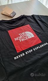 T-shirt The North Face, nera-bianco-rossa, tg.M