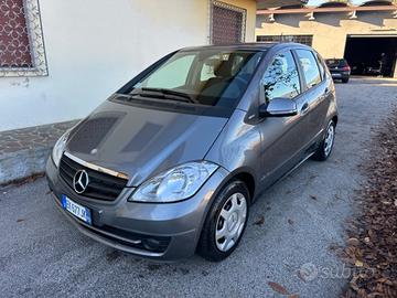 Mercedes-benz A 160 CDI BlueEFFICIENCY Elegance