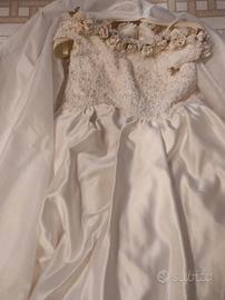 abito da sposa.