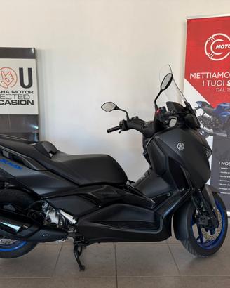 Yamaha X-Max 300