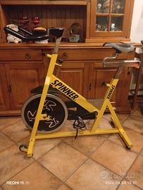 Bicicletta da spinning 