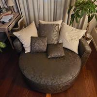 DIVANO ROTONDO DESIGN – COME NUOVO 