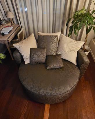 DIVANO ROTONDO DESIGN – COME NUOVO 
