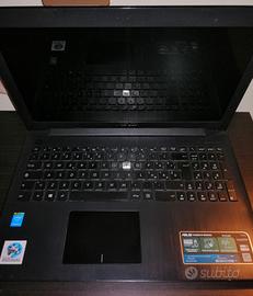 Computer Portatile ASUS P553M