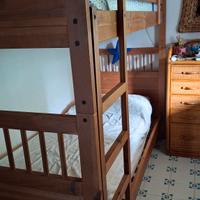 letto a castello di legno