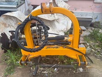 Attrezzatura trattore