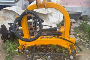 Attrezzatura trattore