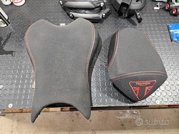 Selle Triumph Street Triple 765 
