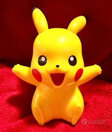 LOTTO 4 action figures Pokemon  2016 Pikachu, Scra
