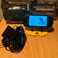 PSP 1004 + custodia + FIFA 14