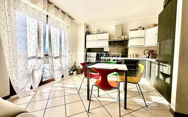 BILOCALE RISTRUTTURATO CON BOX E CANTINA!