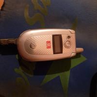 Telefono cellulare MOTOROLA V525 GSM