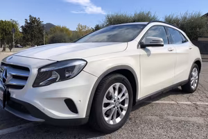 Mercedes Gla