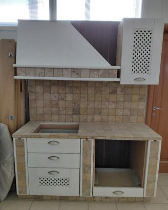 CUCINA FINTA MURATURA