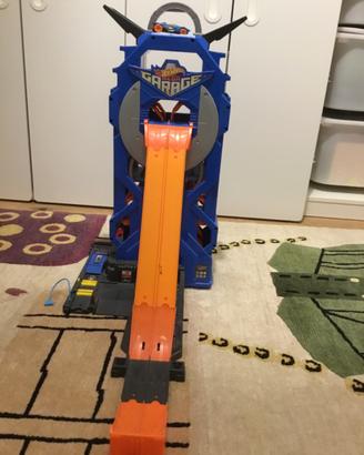 HOT WHEELS Garage
