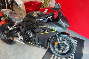 Honda CBR 650 R E-clutch