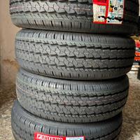 4 gomme nuove 195 65 16 da carico