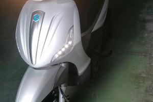 Beverly 300s anno 2020