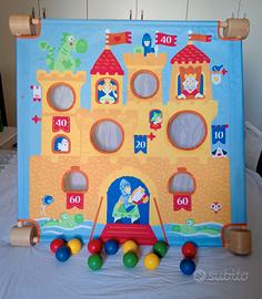 tiro al bersaglio con palline colorate 