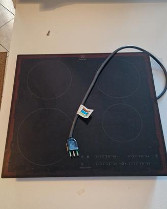 Piano cottura ad induzione Electrolux 