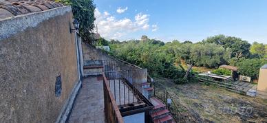 SANTA VENERINA casa indipendente + terreno
