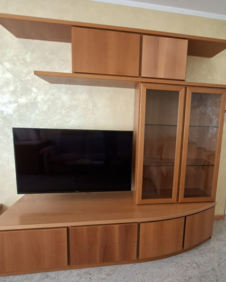 Mobile da salotto in legno color noce