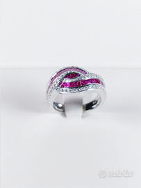 Anello in oro con diamanti e rubini