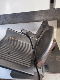 affettatrice da 380 convertita a 220